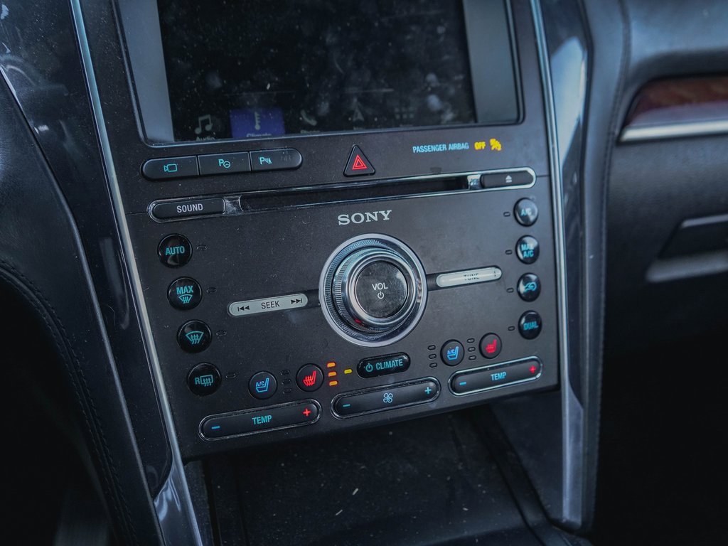 Used 2017 Ford Explorer Platinum image 13