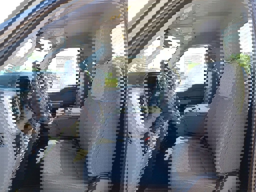 New 2025 Ford F350 XLT w/ FX4 Off-Road Package image 12