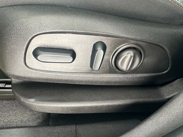 Certified 2024 Chevrolet Equinox LT image 30