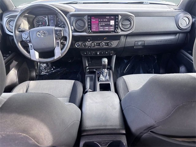 Used 2020 Toyota Tacoma TRD Sport w/ Technology Package image 25