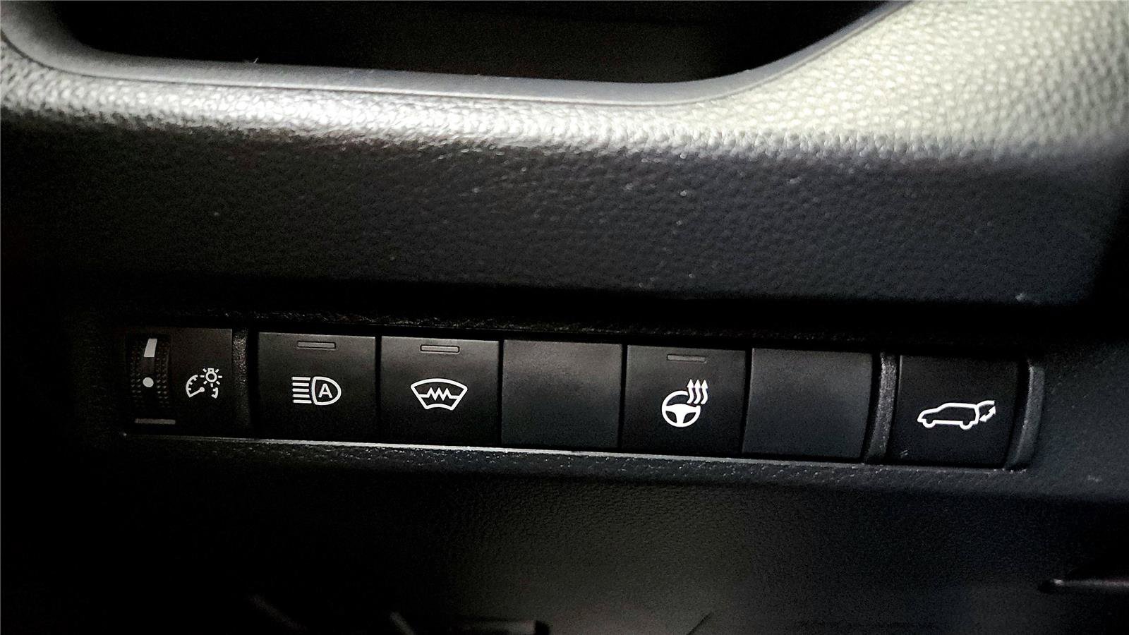 Certified 2023 Toyota RAV4 SE w/ Weather & Moonroof Package image 33