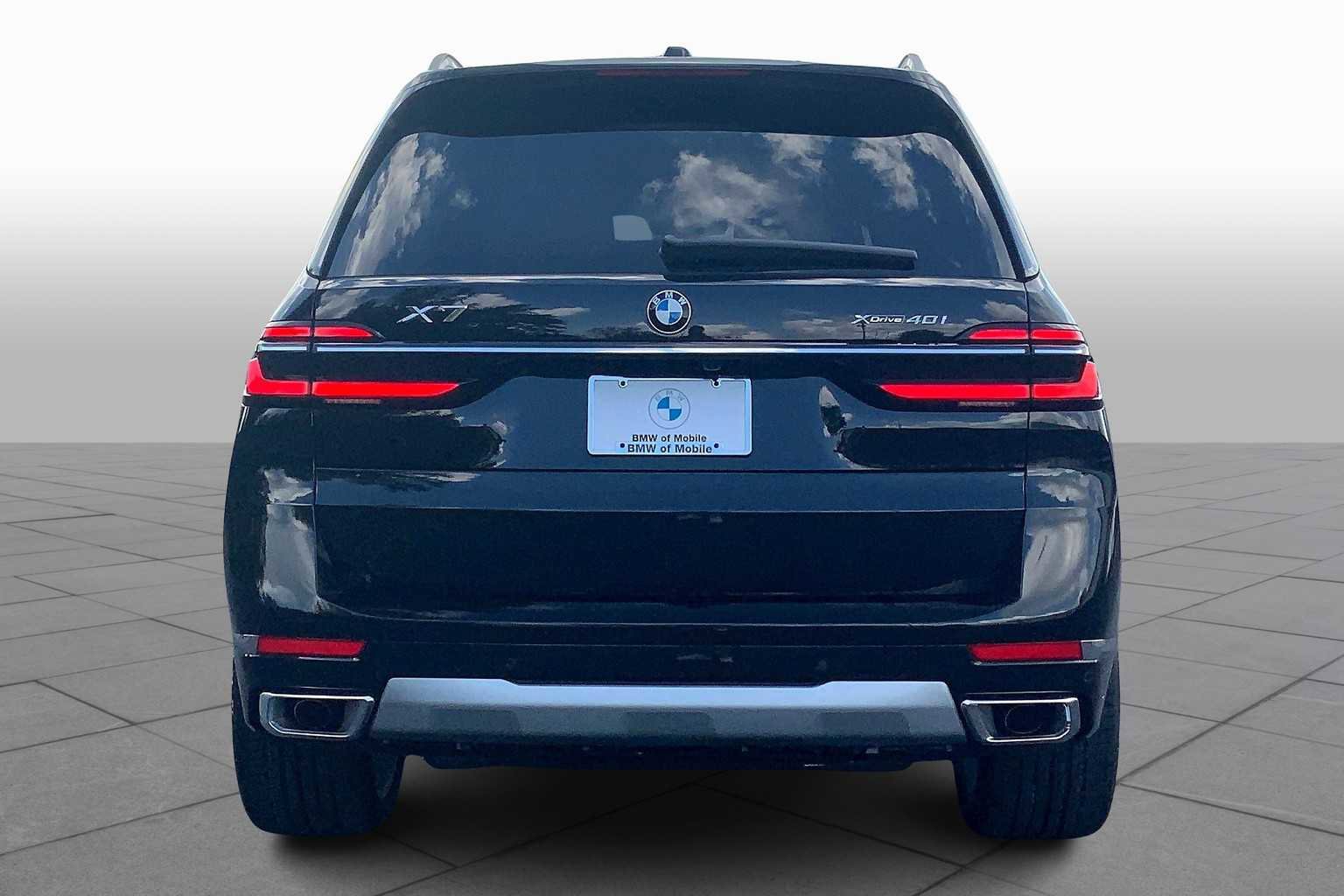 New 2026 BMW X7 xDrive40i w/ Premium Package image 4