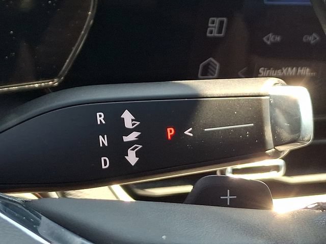 Used 2026 Chevrolet Equinox LT w/ Safety and Technology Package AWD/4WD image 11