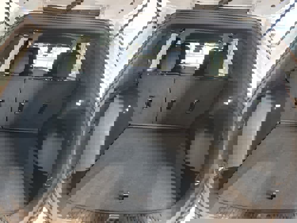 Used 2025 Chevrolet Equinox LT image 18