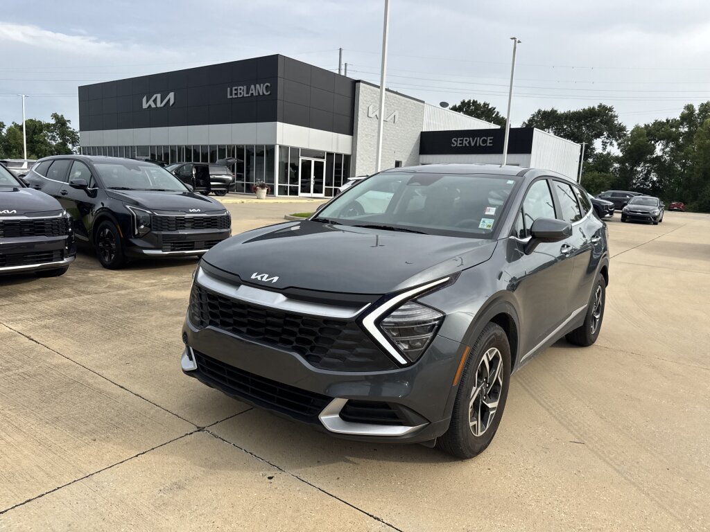Certified 2024 Kia Sportage LX FWD image 5