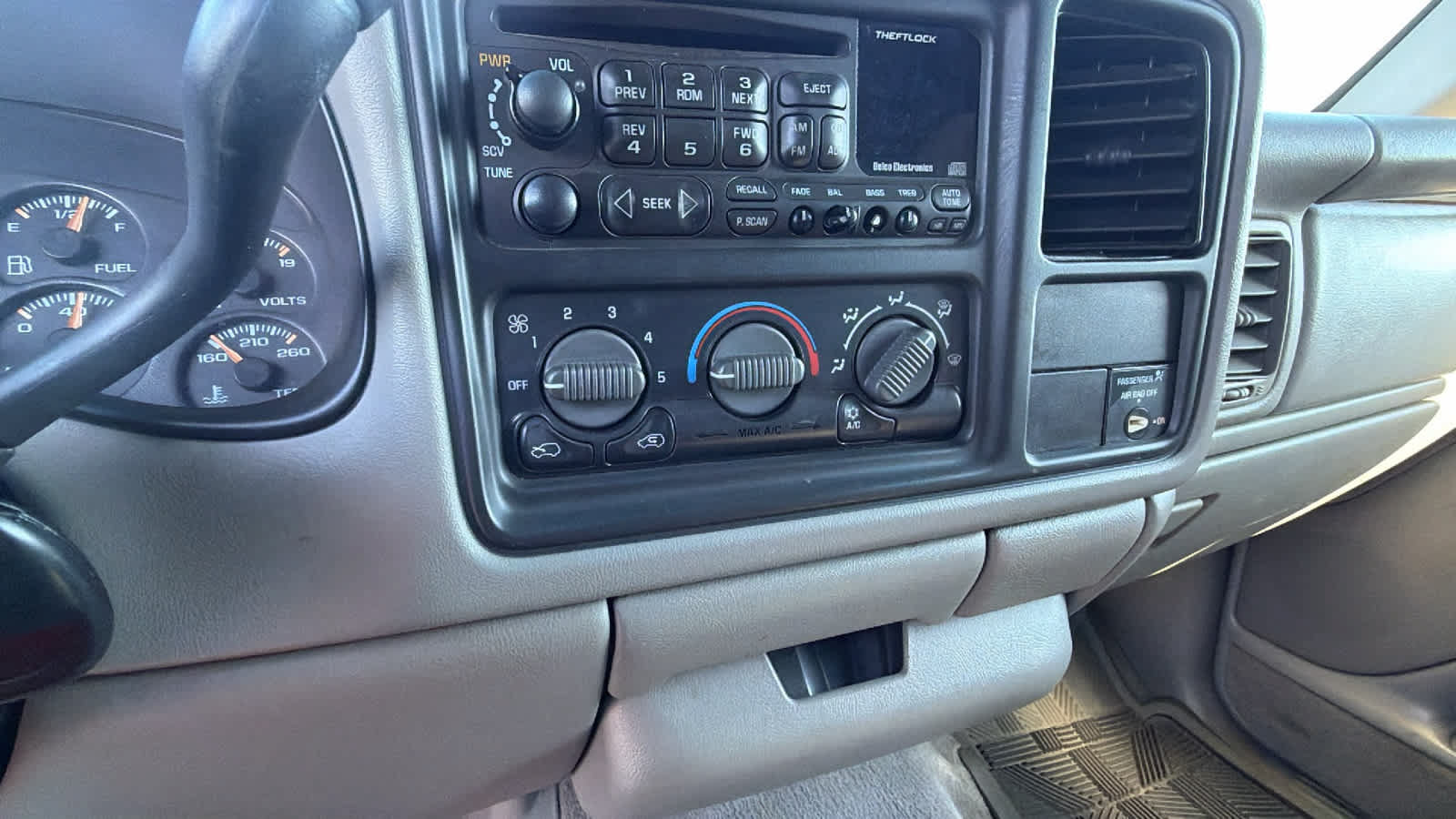 Used 2000 Chevrolet Silverado 1500 LS AWD/4WD image 14