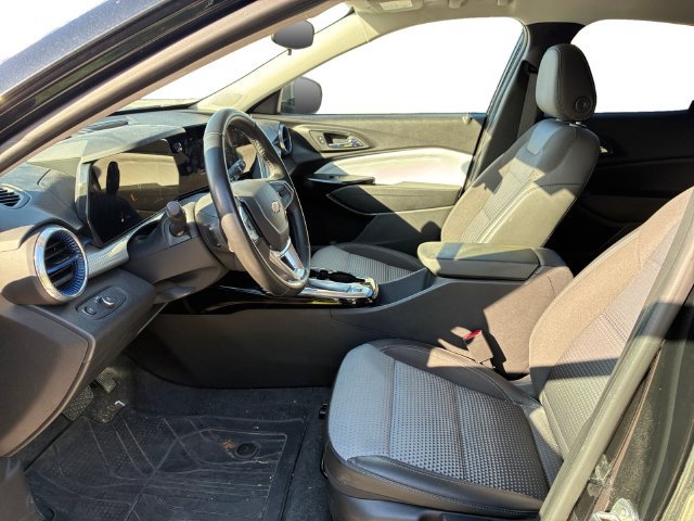 Certified 2024 Chevrolet Trax LT w/ Driver Confidence Package FWD image 11