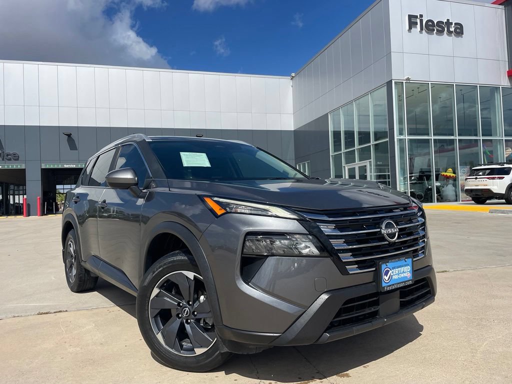 Certified 2025 Nissan Rogue SV w/ SV Premium Package FWD 360° Tour