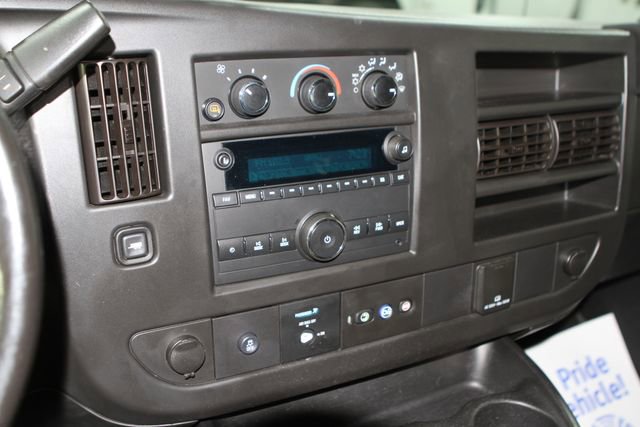 Used 2019 Chevrolet Express 3500 w/ Driver Convenience Package image 19