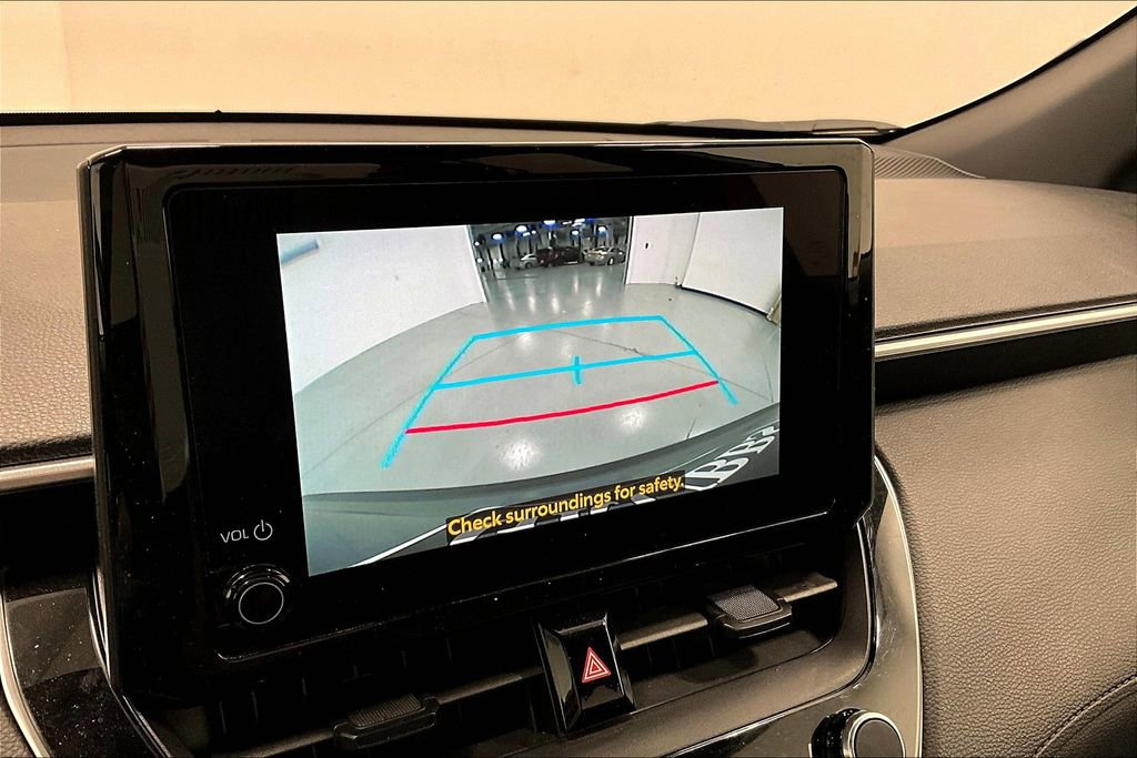 Used 2023 Toyota Corolla Cross SE image 29