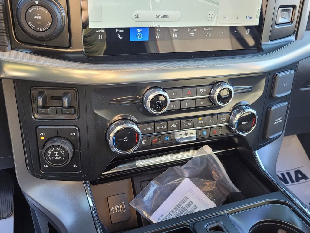 New 2025 Ford F150 Lariat w/ Equipment Group 502A High image 19