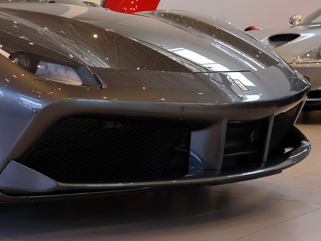 Certified 2018 Ferrari 488 Spider RWD image 10