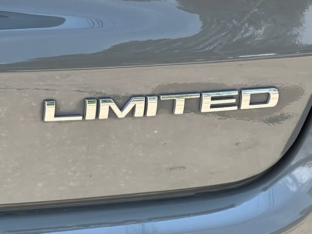 Used 2023 Jeep Compass Limited AWD/4WD image 9