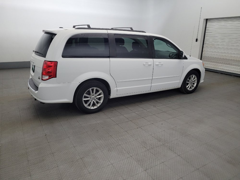 Used 2015 Dodge Grand Caravan SXT w/ Rear Park Assist Package FWD image 10