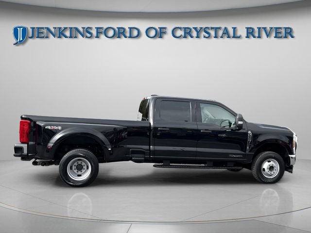 Certified 2024 Ford F350 XLT AWD/4WD image 9