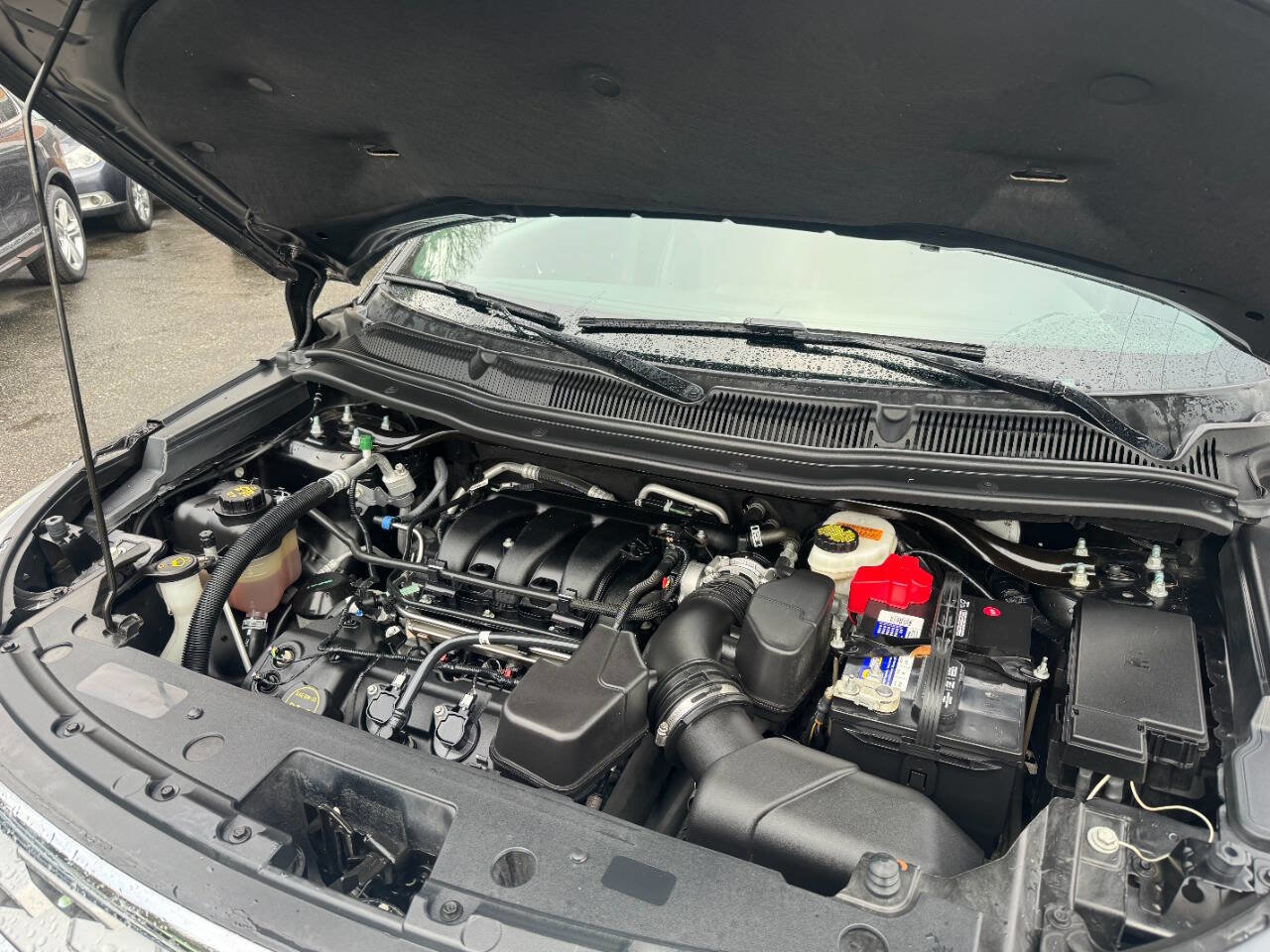 Used 2018 Ford Explorer Limited image 15