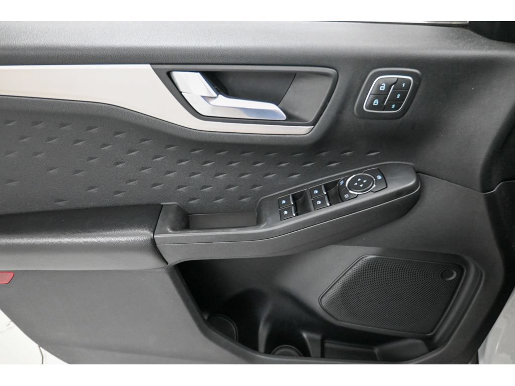 Used 2020 Ford Escape SEL AWD/4WD image 30