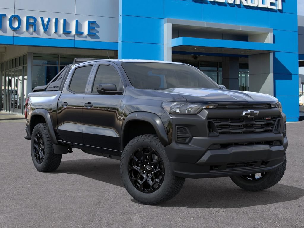 New 2026 Chevrolet Colorado Trail Boss w/ Midnight Edition AWD/4WD image 6