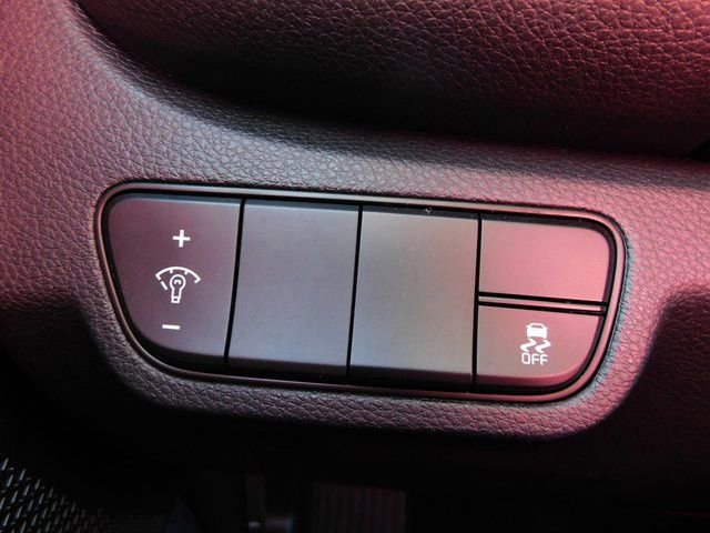 Used 2025 Kia Seltos X-Line image 23