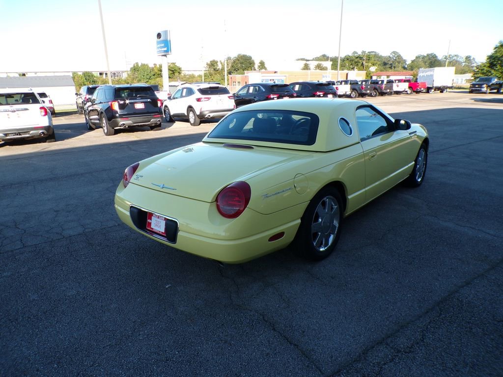 Used 2002 Ford Thunderbird Base image 7