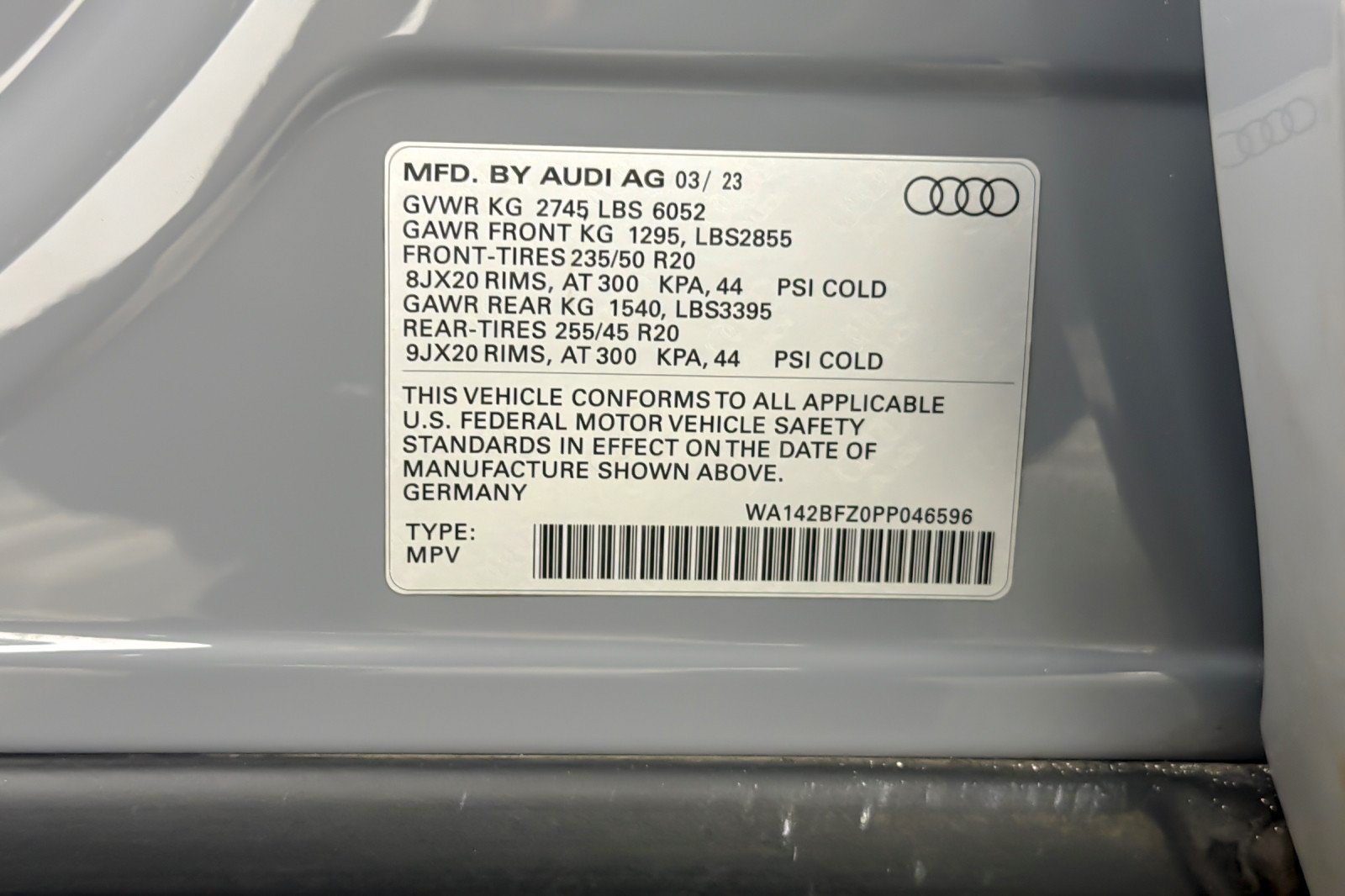 Used 2023 Audi Q4 e-tron Prestige AWD/4WD image 28