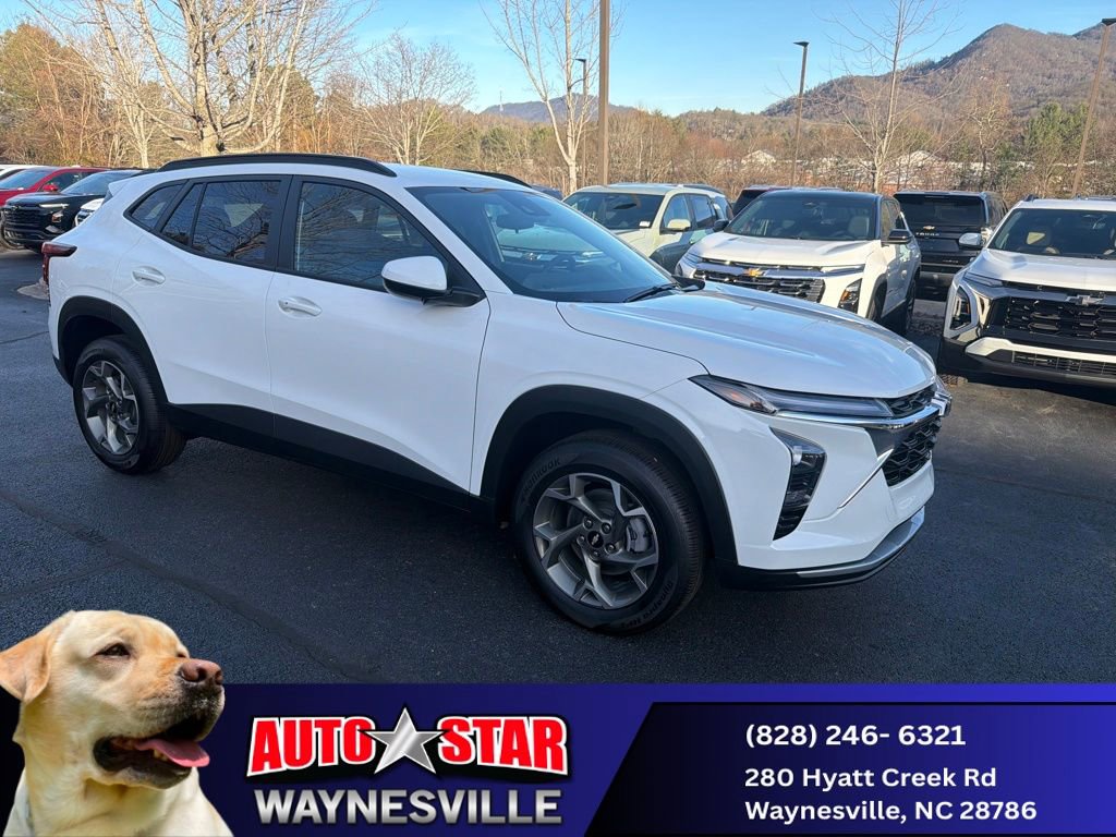 New 2025 Chevrolet Trax LT w/ LT Convenience Package