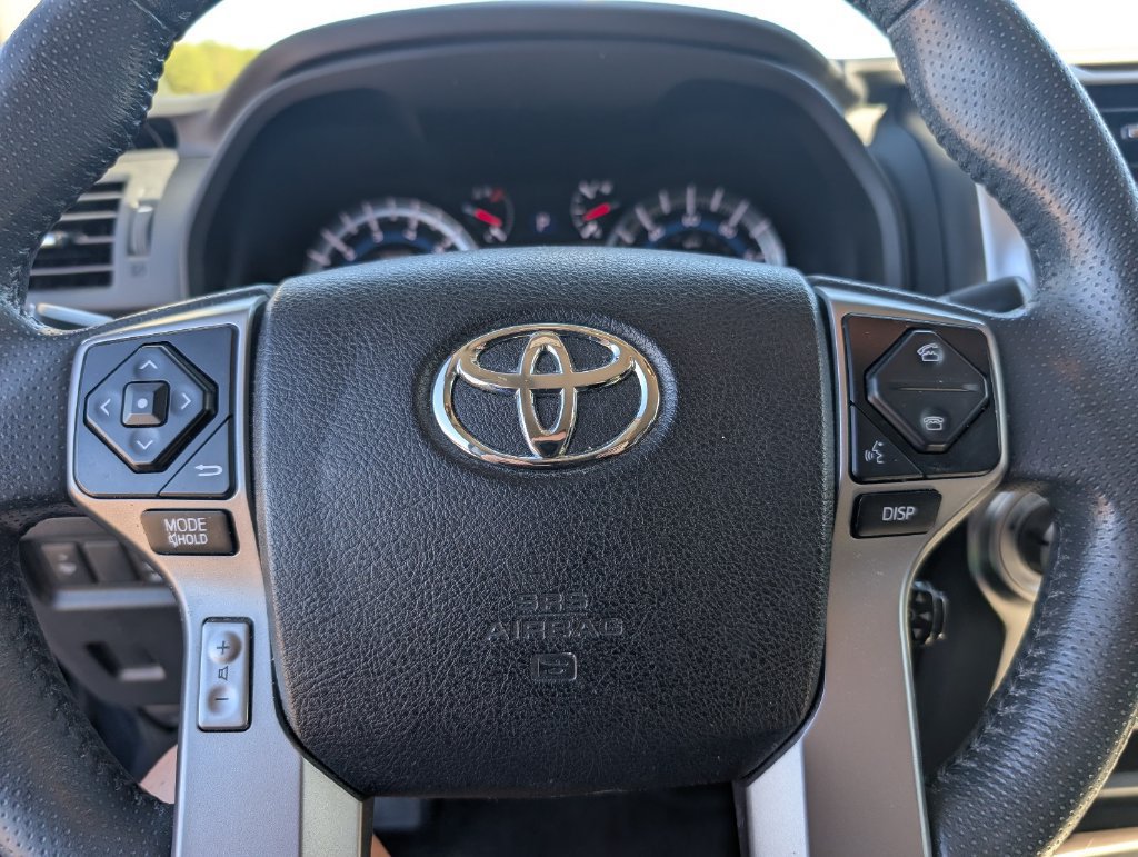Used 2018 Toyota 4Runner SR5 Premium RWD image 21