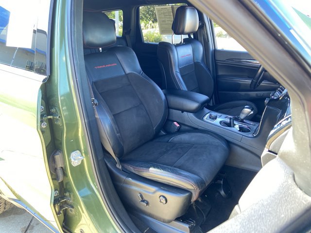 Used 2020 Jeep Grand Cherokee Trailhawk AWD/4WD image 20