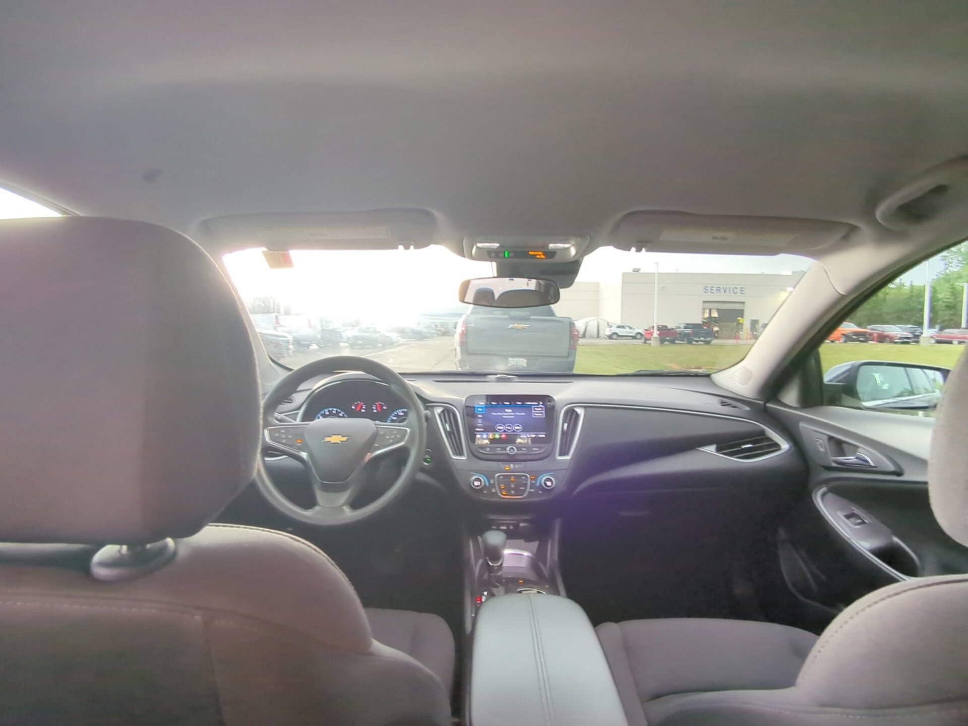 Used 2025 Chevrolet Malibu LT FWD image 13