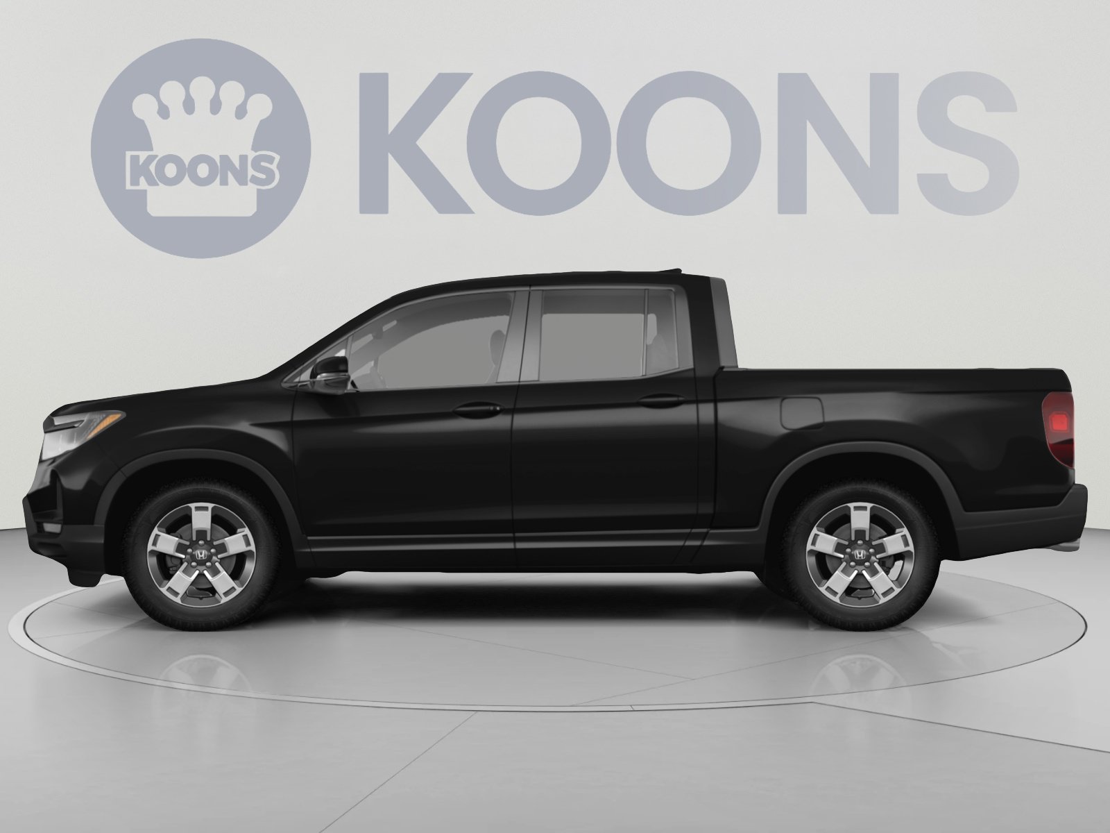 Used 2025 Honda Ridgeline TrailSport image 2