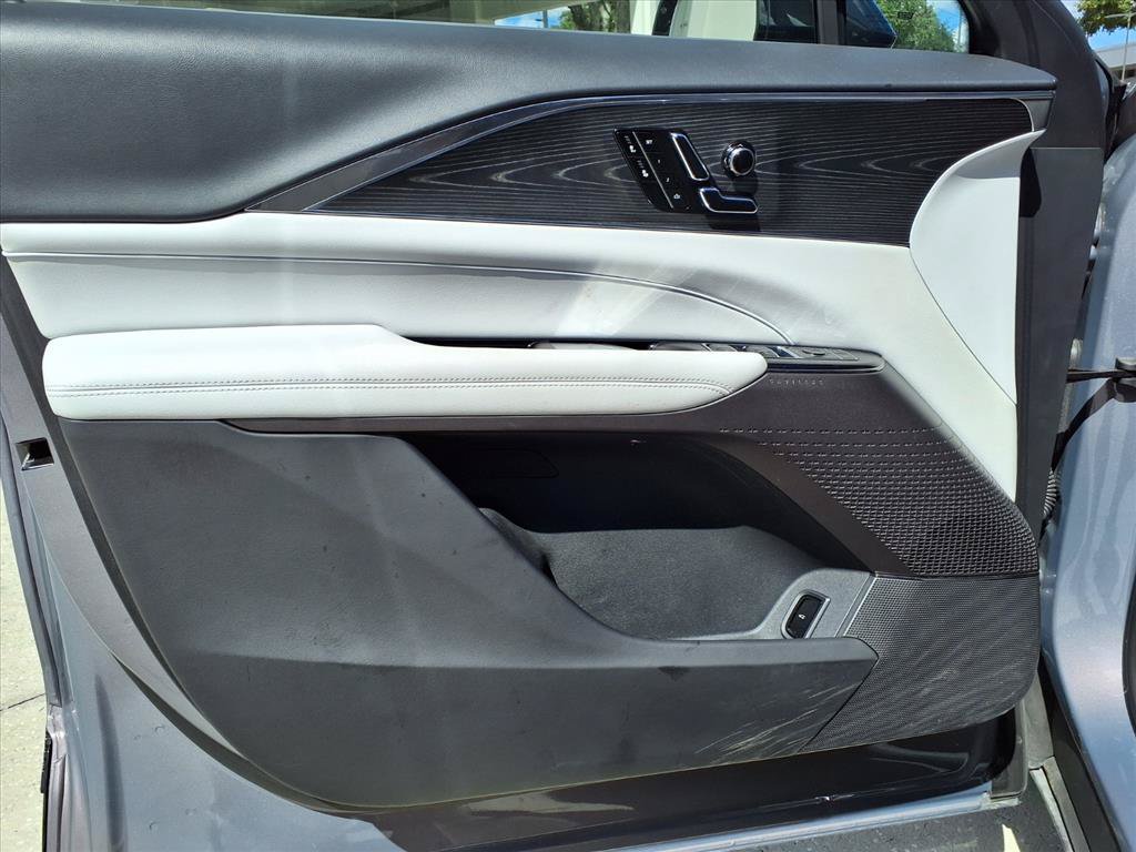 Certified 2024 Cadillac Lyriq Luxury RWD image 14