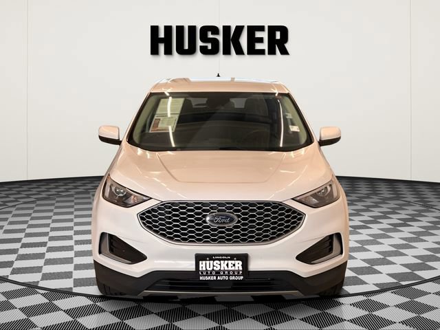 Used 2024 Ford Edge SEL image 3