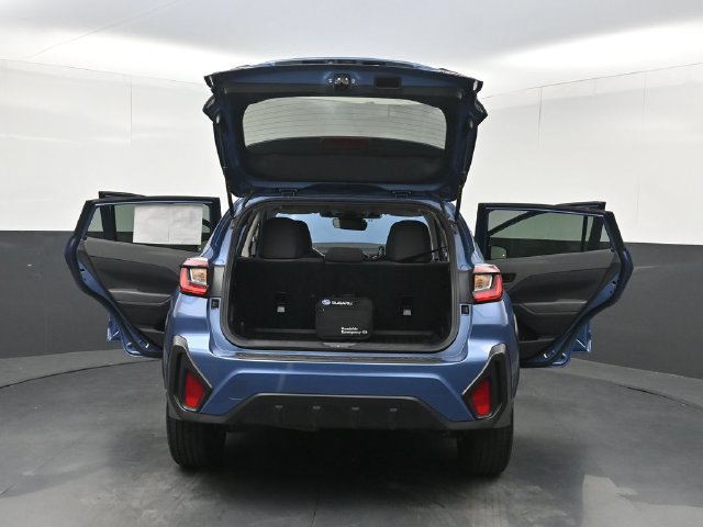 Used 2024 Subaru Crosstrek 2.0i w/ Crosstrek Mirror Package AWD/4WD image 37