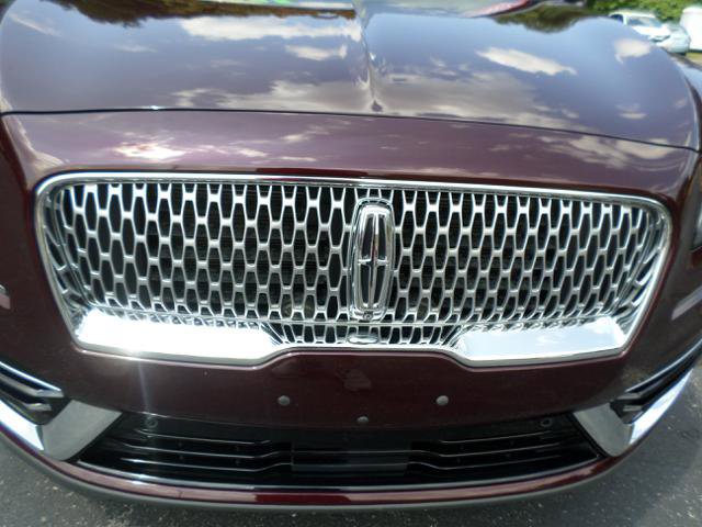 Used 2019 Lincoln Nautilus Reserve image 11