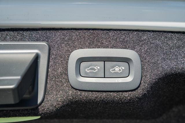 Certified 2023 Volvo S90 B6 Ultimate image 11