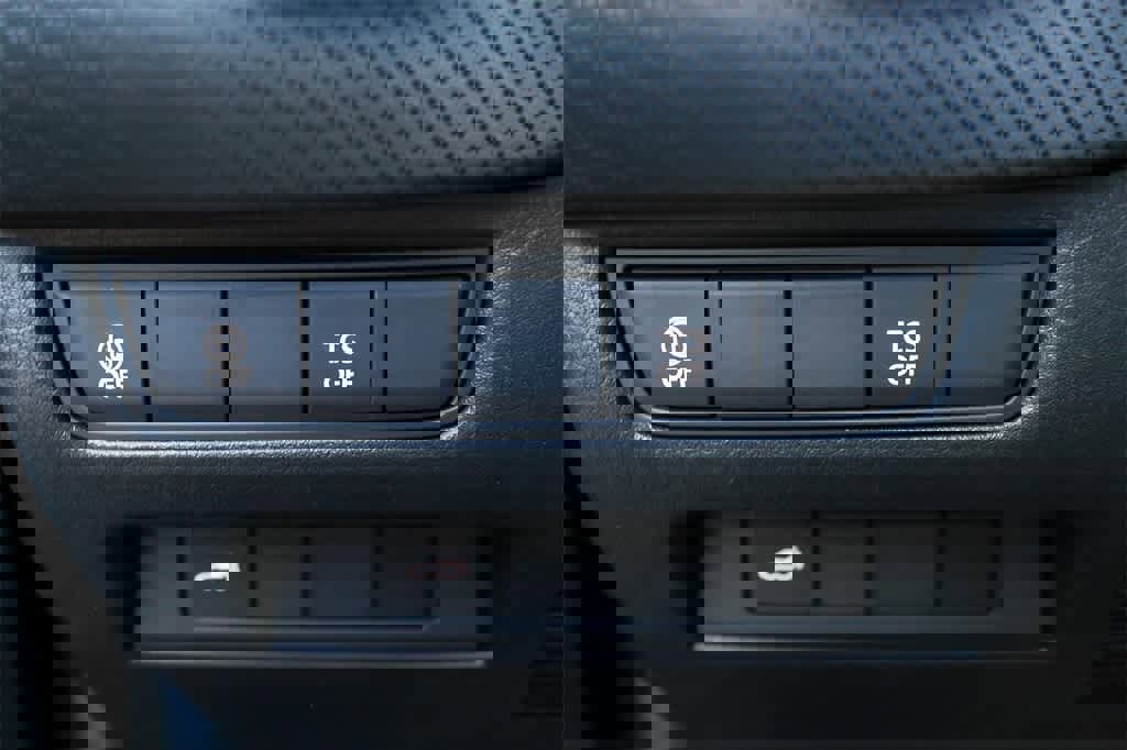 Used 2024 MAZDA CX-50 AWD 2.5 S w/ Preferred Package image 24