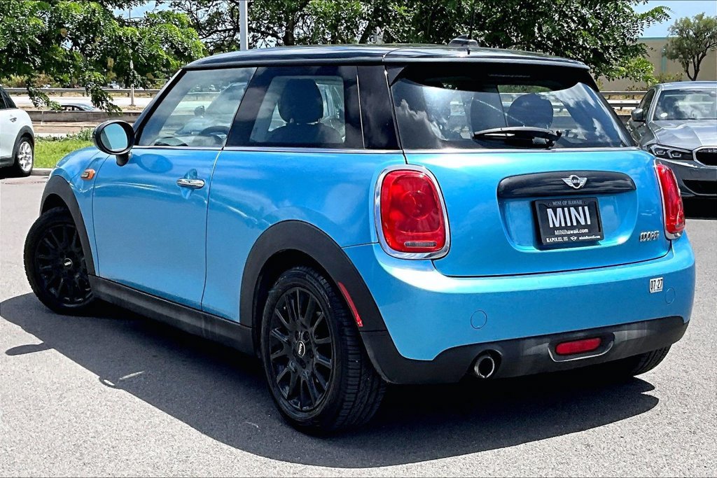 Used 2017 MINI Cooper 2-Door Hardtop FWD image 9