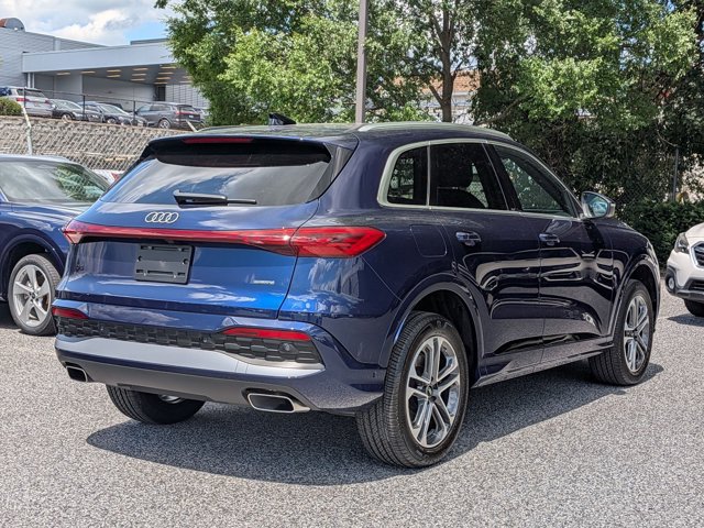 Certified 2025 Audi Q5 Premium w/ Convenience Package AWD/4WD image 5