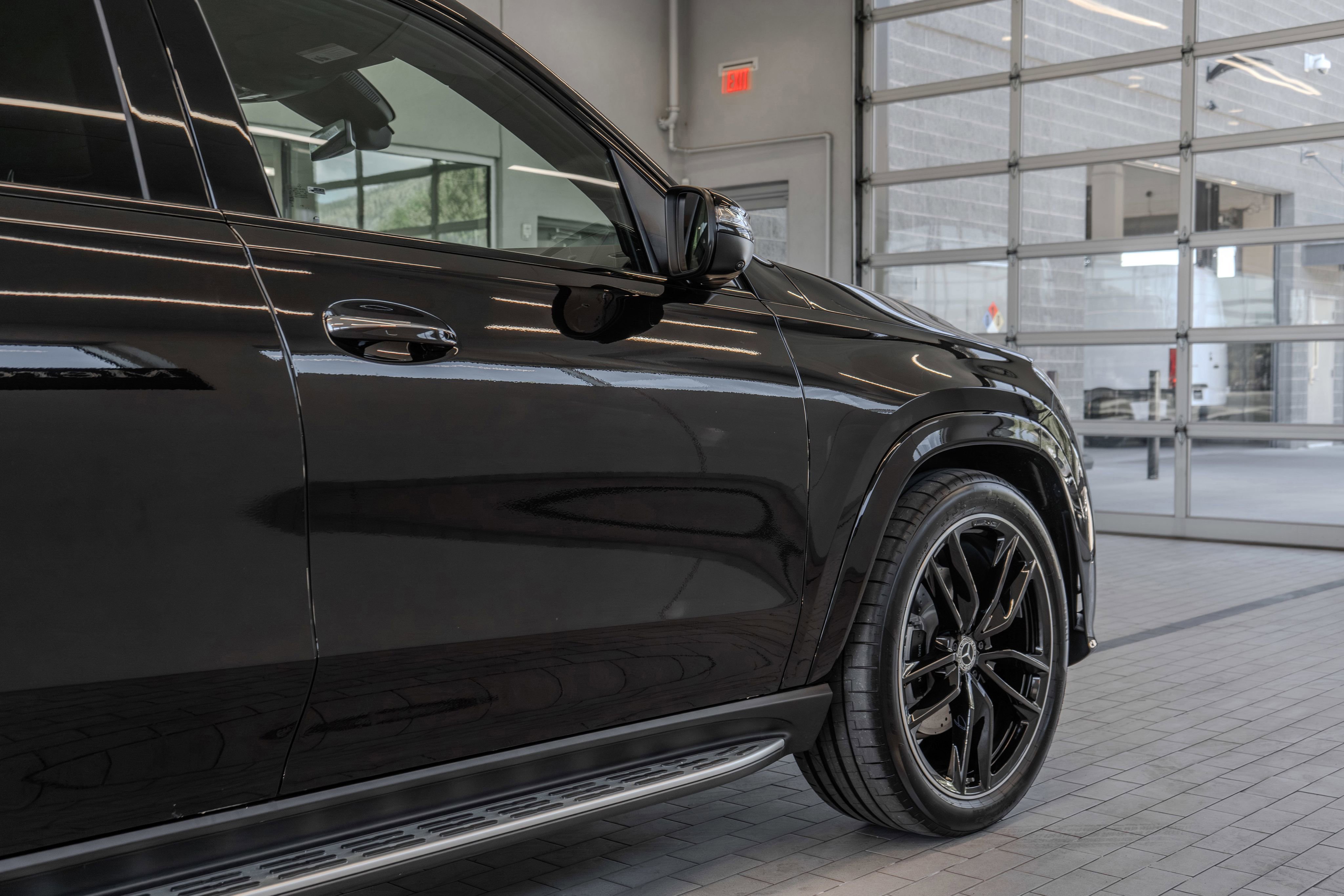 New 2026 Mercedes-Benz GLS 580 4MATIC image 32