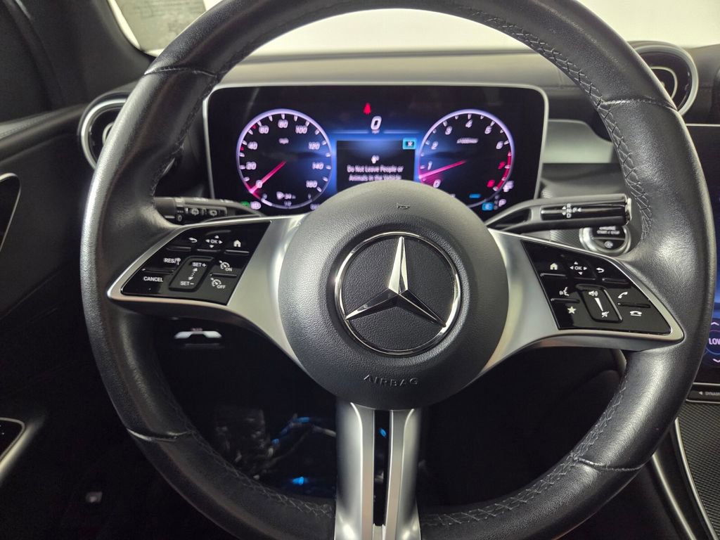 Used 2024 Mercedes-Benz GLC 300 image 18