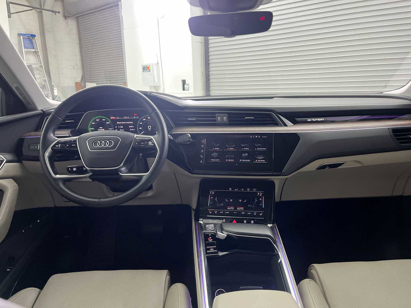 Used 2019 Audi e-tron Prestige image 10