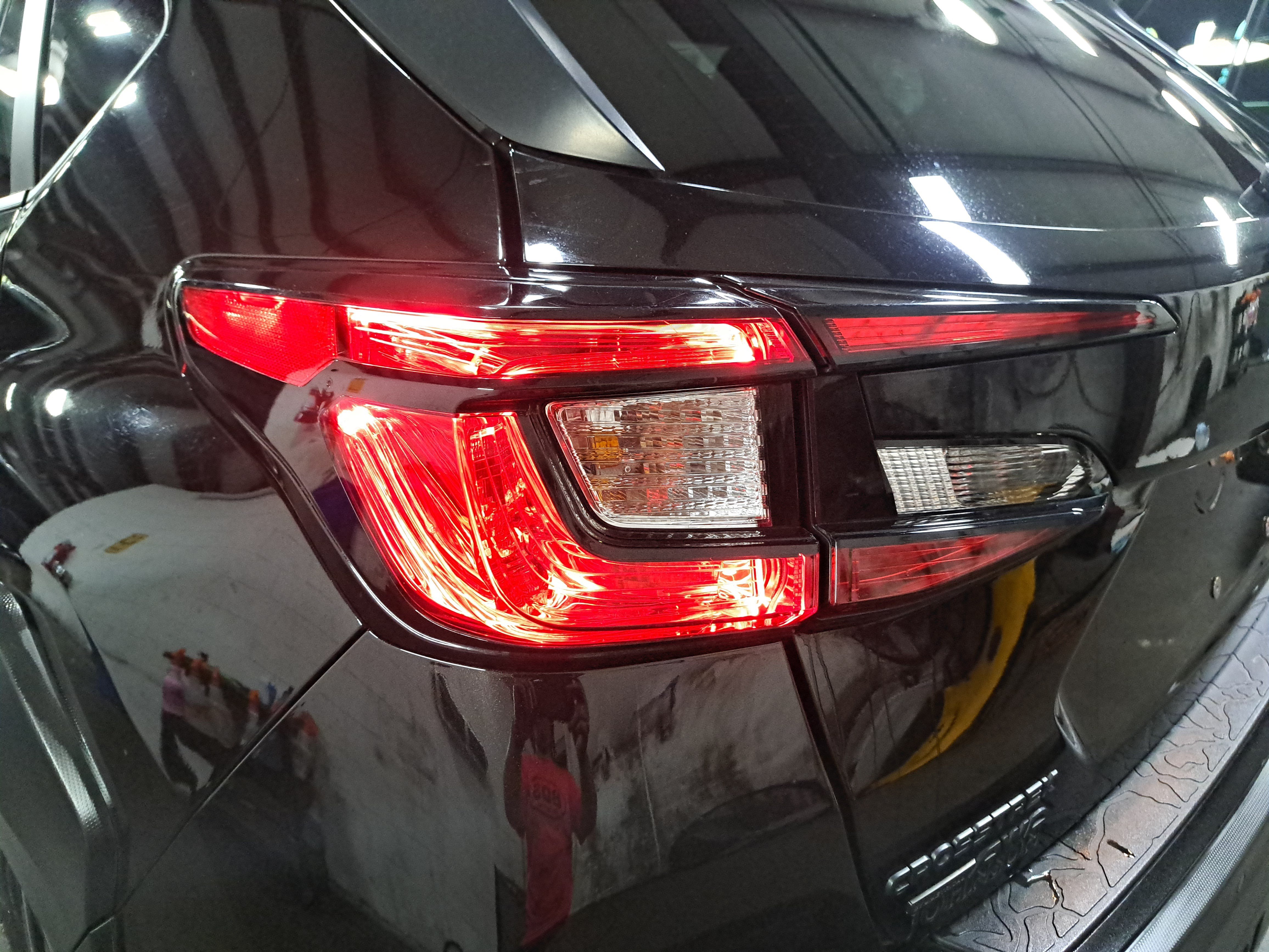 Used 2024 Subaru Crosstrek 2.5i Wilderness w/ Crosstrek Mirror Package AWD/4WD image 35
