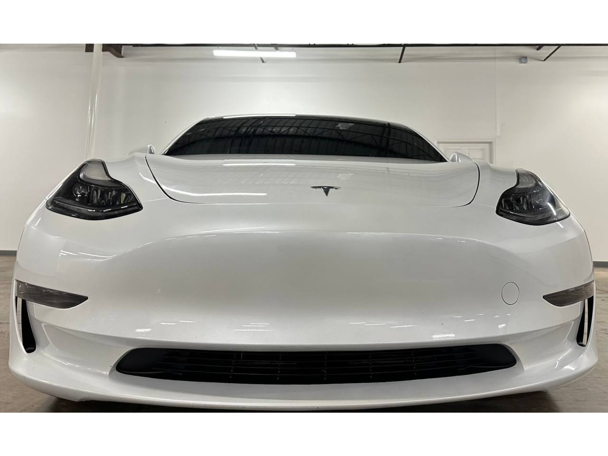 Used 2023 Tesla Model 3 Standard Range RWD image 3