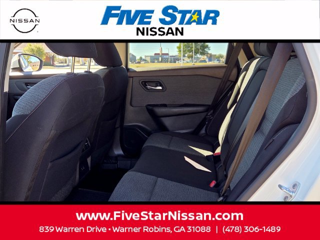 Used 2021 Nissan Rogue SV FWD image 6