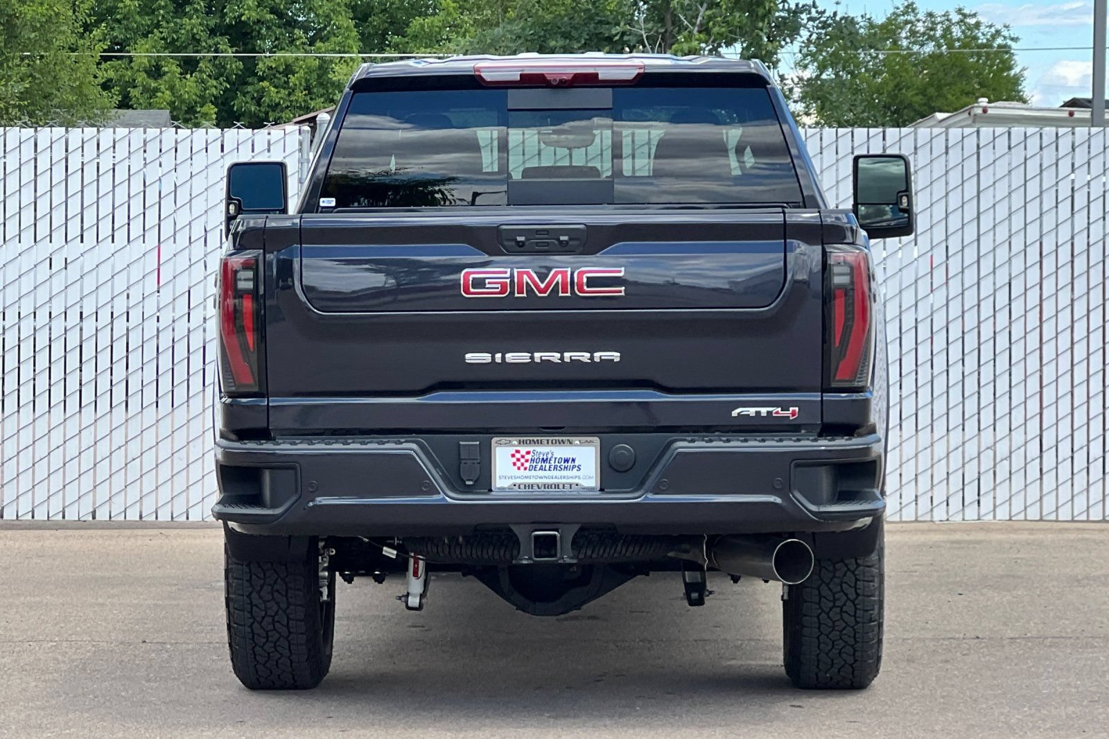 New 2026 GMC Sierra 2500 AT4 w/ AT4 Premium Plus Package AWD/4WD image 5