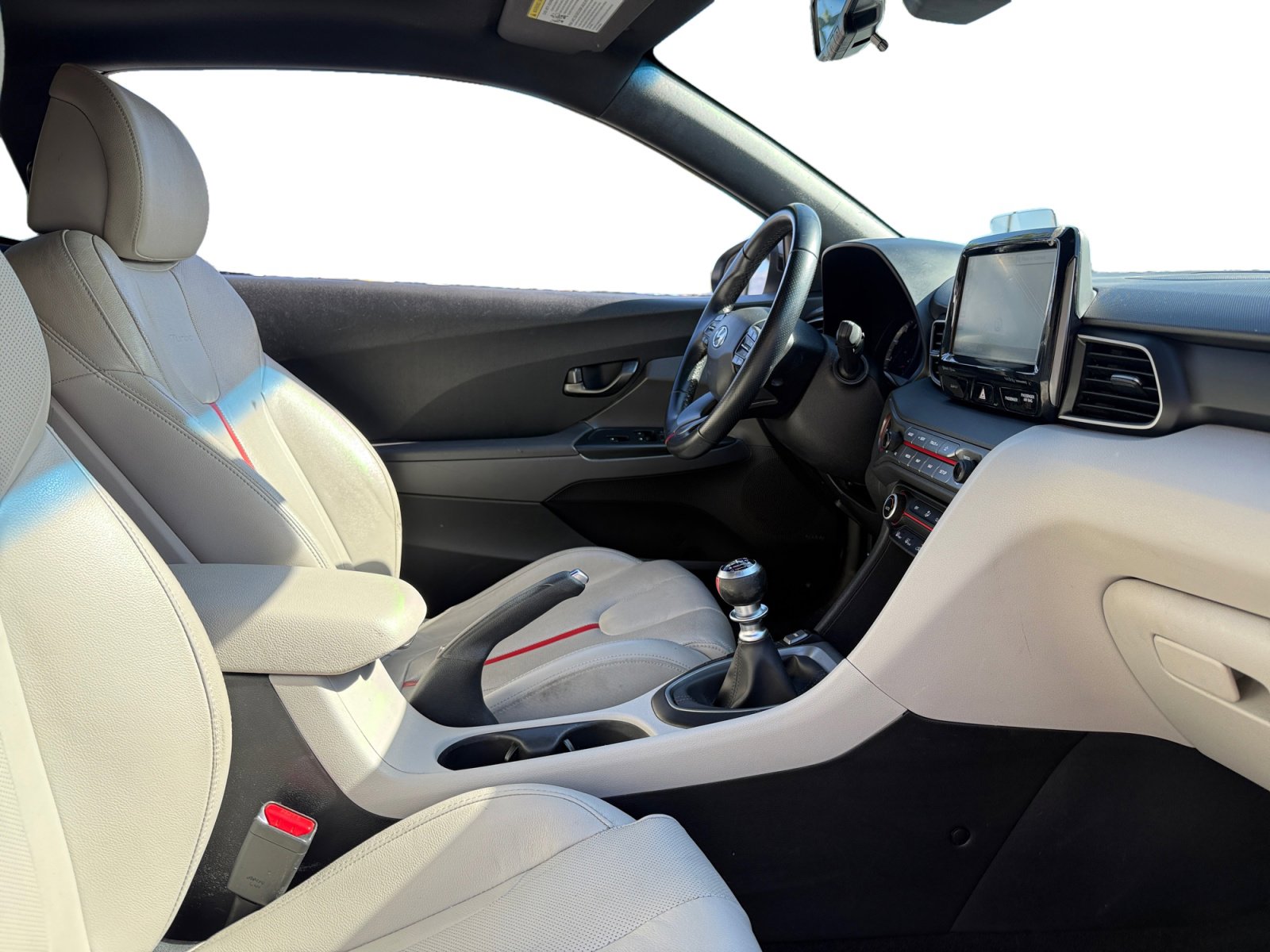 Used 2019 Hyundai Veloster Turbo Ultimate image 14