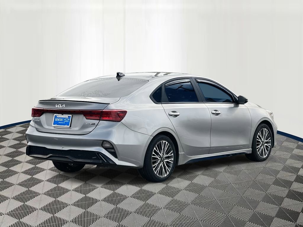 Used 2023 Kia Forte GT-Line w/ GT-Line Premium Package FWD image 5
