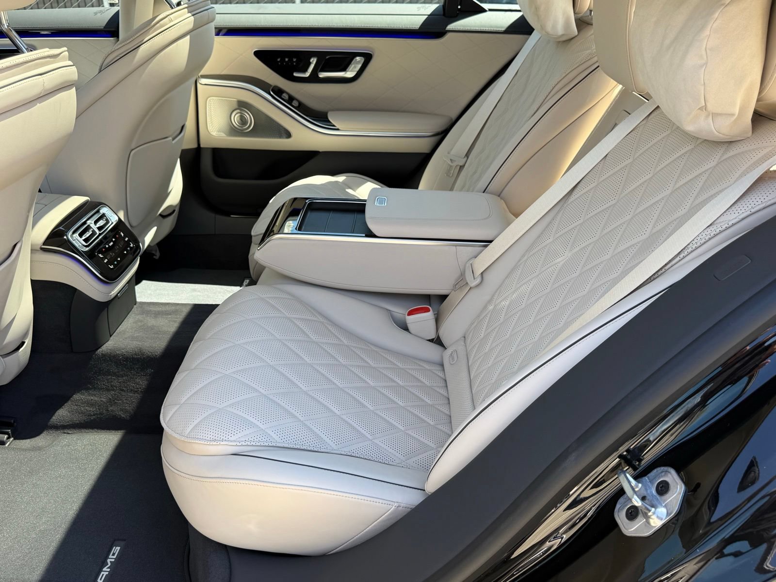 New 2026 Mercedes-Benz S 580 4MATIC Sedan image 29