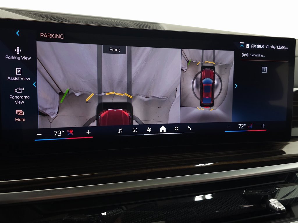 Used 2025 BMW X6 xDrive40i w/ Climate Comfort Package image 36