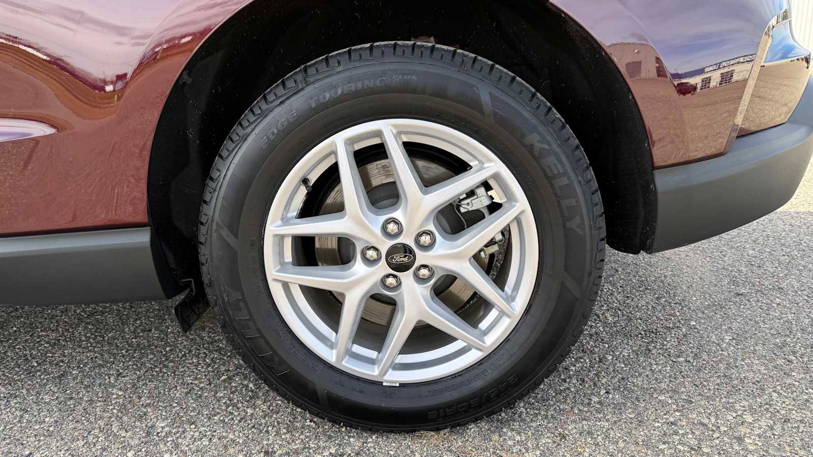 Used 2023 Ford Edge SEL image 29